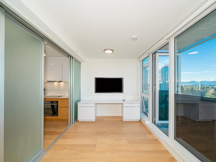 1208-13438 Central, Surrey, BC, V3T 0N2 - 15