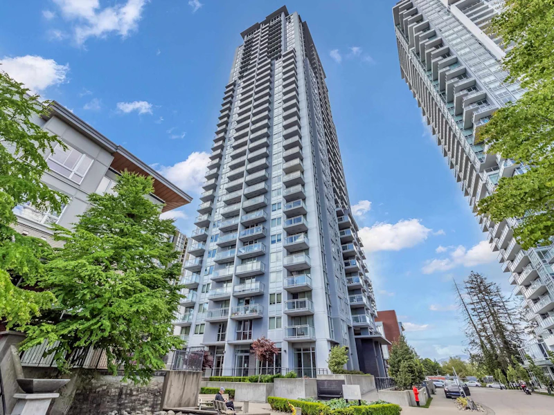 906 - 13325 102a Avenue, Surrey BC V3T 0J5