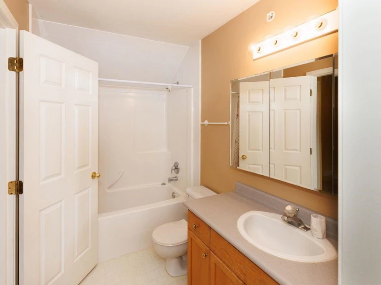 18-291 Periwinkle Lane, Gibsons, BC, V0N 1V0 - 18