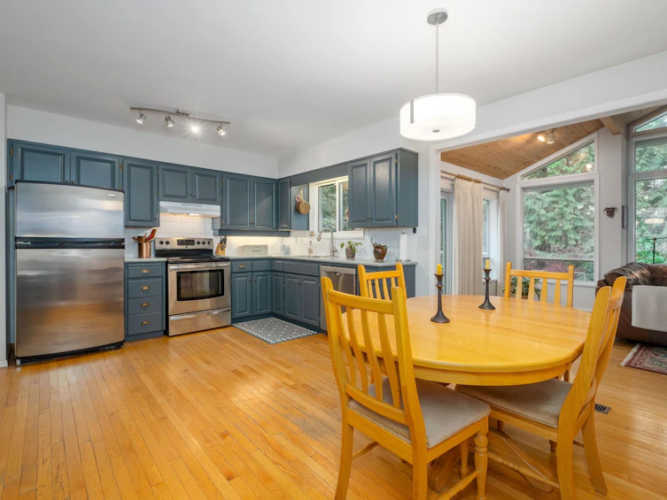 5405 Ranger Avenue, North Vancouver, BC, V7R 3M7 - 9