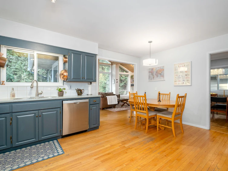 5405 Ranger Avenue, North Vancouver, BC, V7R 3M7 - 11