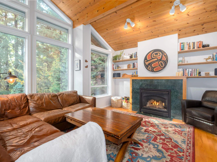 5405 Ranger Avenue, North Vancouver, BC, V7R 3M7 - 13
