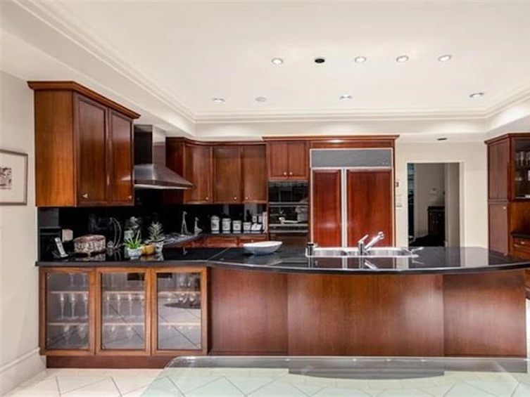 1538 Chippendale Court, West Vancouver, BC, V7S 3G6 - 8
