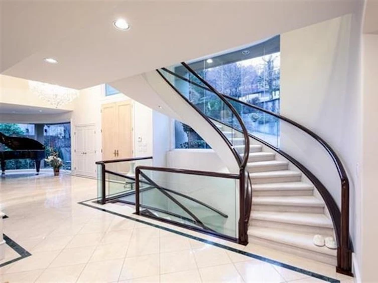 1538 Chippendale Court, West Vancouver, BC, V7S 3G6 - 11