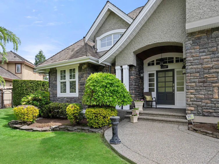 15987 37th Avenue, Surrey, BC, V3S 0P1 - 2