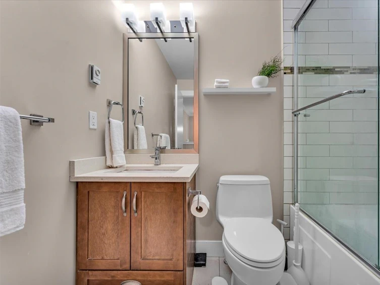 2-6929 142, Surrey, BC, V3W 5N1 - 24