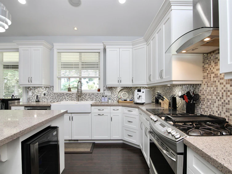 33519 Cherry Avenue, Mission, BC, V2V 2V5 - 8
