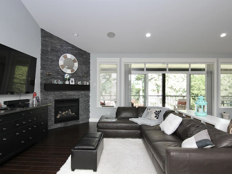 33519 Cherry Avenue, Mission, BC, V2V 2V5 - 9