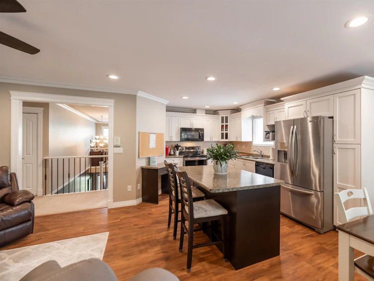 33054 Phelps Avenue, Mission, BC, V2V 7R1 - 4