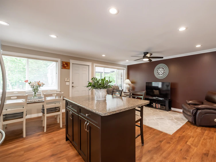 33054 Phelps Avenue, Mission, BC, V2V 7R1 - 9