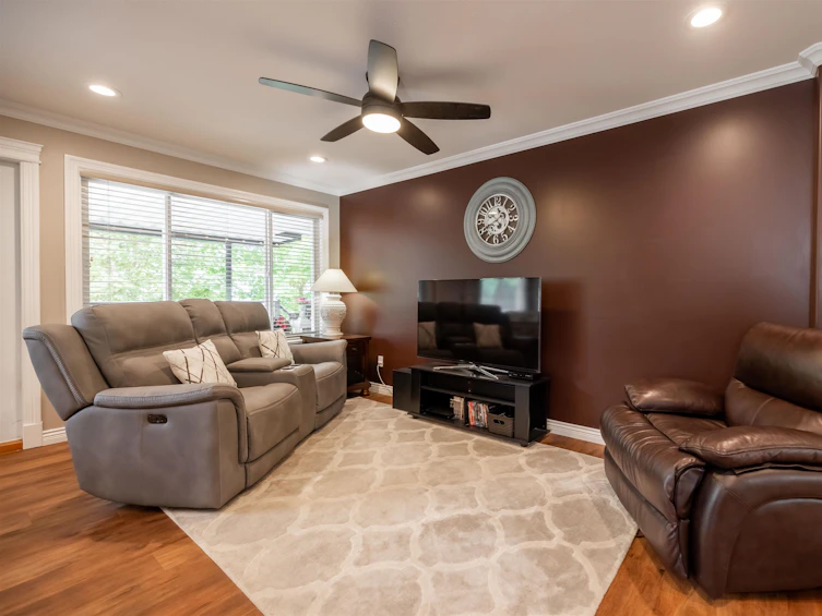 33054 Phelps Avenue, Mission, BC, V2V 7R1 - 10