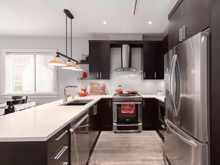 874 East 13th Avenue, Vancouver, BC, V5T 2L5 - 8