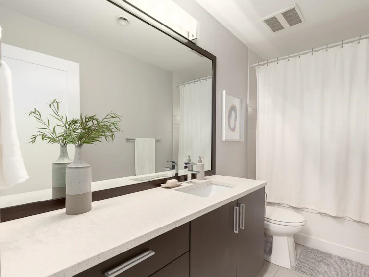 874 East 13th Avenue, Vancouver, BC, V5T 2L5 - 18
