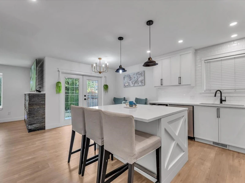 1407 Stevens Street, Surrey BC V4B 4Y2