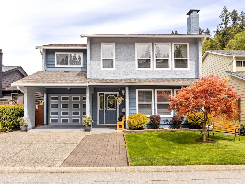 1887 Bluff Way, Coquitlam BC V3E 1J3