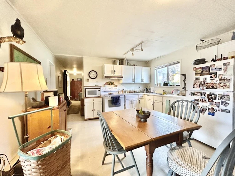 740 Maplewood Lane, Gibsons, BC, V0N 1V8 - 19