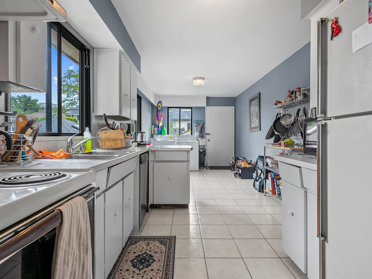 4565 W 9th Avenue, Vancouver, BC, V6R 2E2 - 5