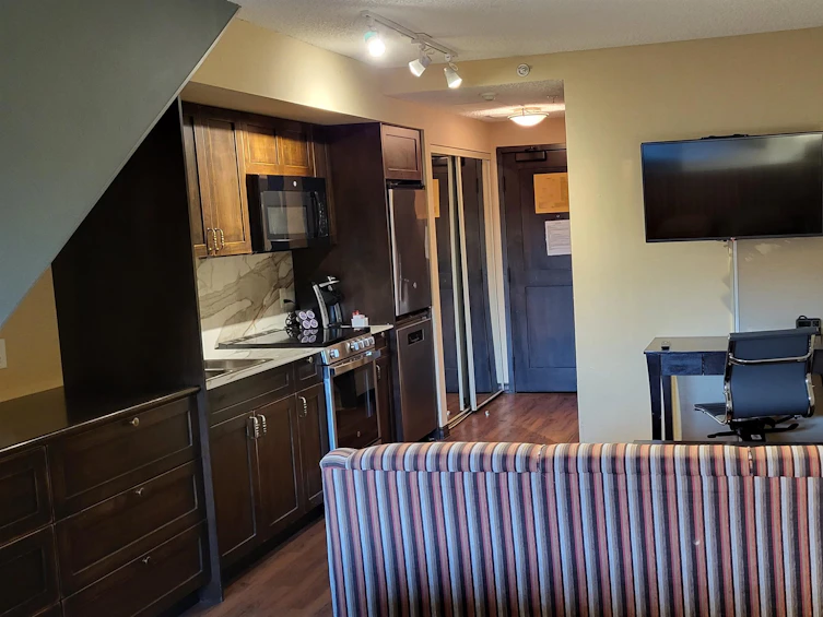 210-4220 Gateway Drive, Whistler, BC, V8E 0Z7 - 7
