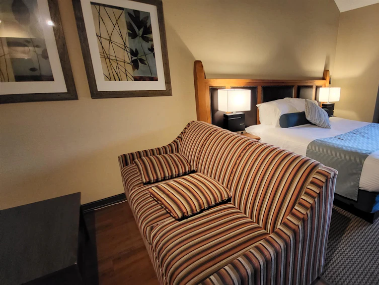 210-4220 Gateway Drive, Whistler, BC, V8E 0Z7 - 9