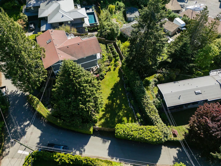 5755 Telegraph Trail, West Vancouver, BC, V7W 1R3 - 26