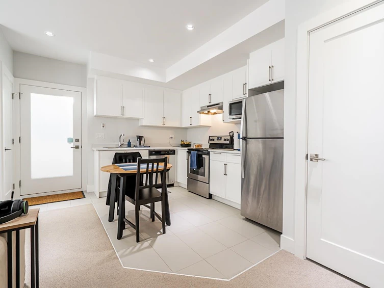 16752 17a Avenue, Surrey, BC, V3Z 0T3 - 30