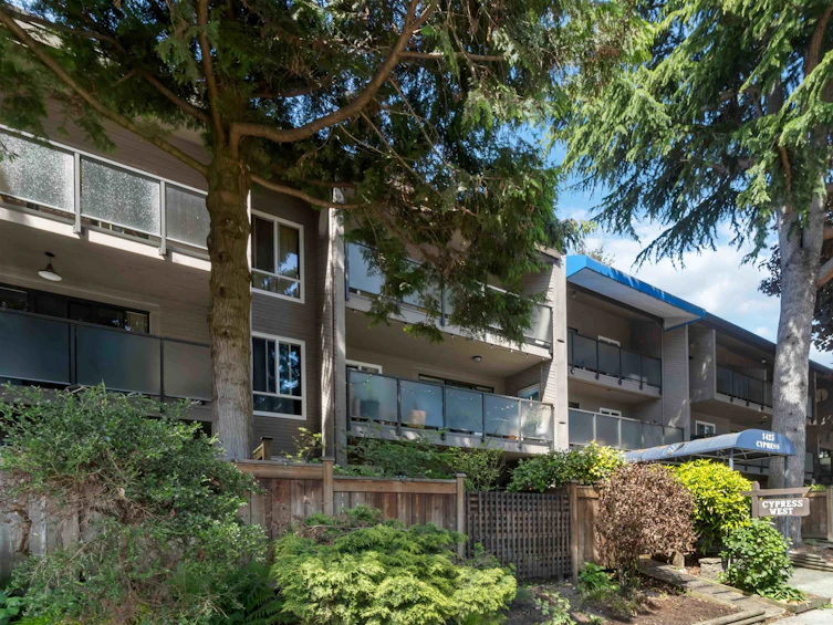 209-1425 Cypress Street, Vancouver, BC, V6J 3L1