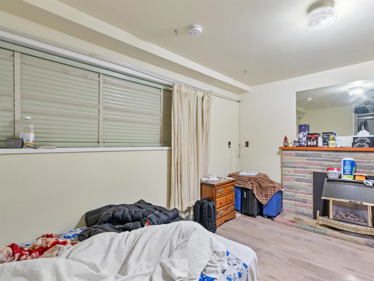 5365 Earles Street, Vancouver, BC, V5R 3S2 - 6