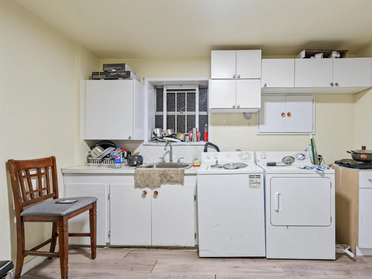 5365 Earles Street, Vancouver, BC, V5R 3S2 - 9