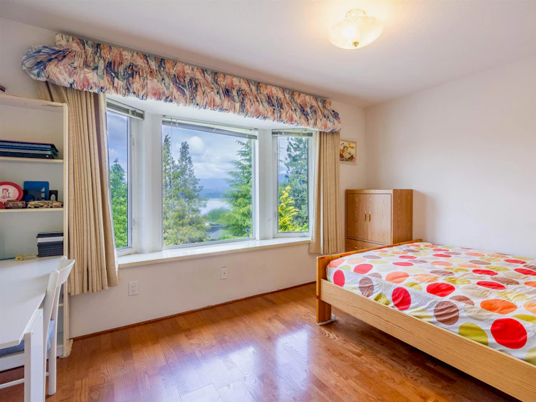 7286 Barnet Road, Burnaby, BC, V5A 1E2 - 22
