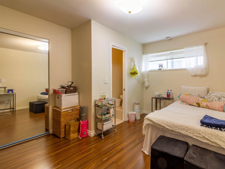 7286 Barnet Road, Burnaby, BC, V5A 1E2 - 32