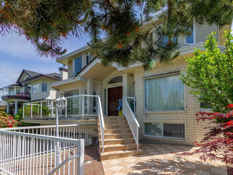7286 Barnet Road, Burnaby, BC, V5A 1E2 - 39