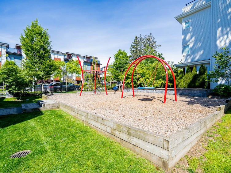 120-2280 163, Surrey, BC, V3Z 0S4 - 37