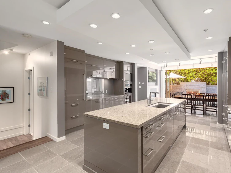 6088 Chancellor Boulevard, Vancouver, BC, V6T 1E7 - 6