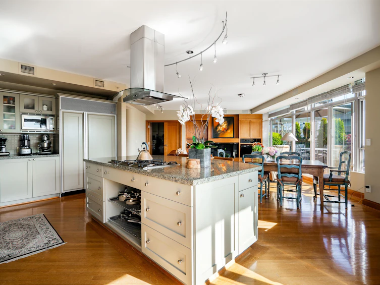 PH1-5700 Larch Street, Vancouver, BC, V6M 4E2 - 14