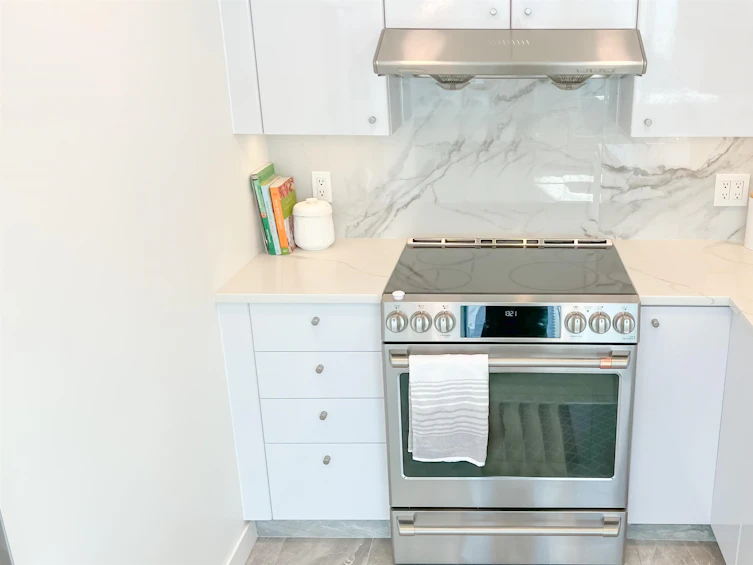 1003-1009 Expo Boulevard, Vancouver, BC, V6Z 2V9 - 6