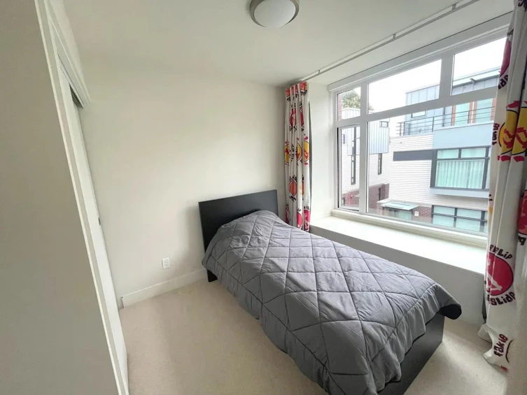 6180 Oak Street, Vancouver, BC, V6M 2W2 - 8