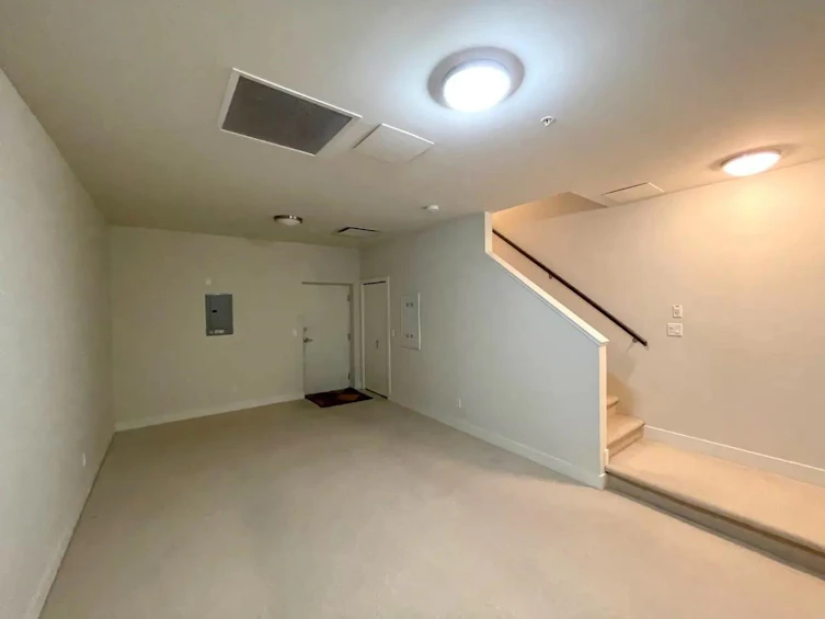 6180 Oak Street, Vancouver, BC, V6M 2W2 - 16