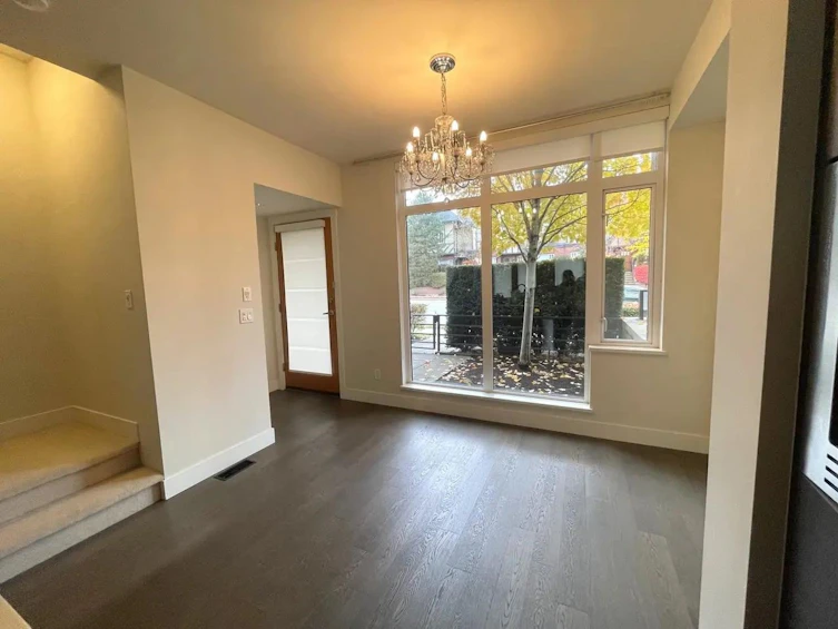 6180 Oak Street, Vancouver, BC, V6M 2W2 - 4