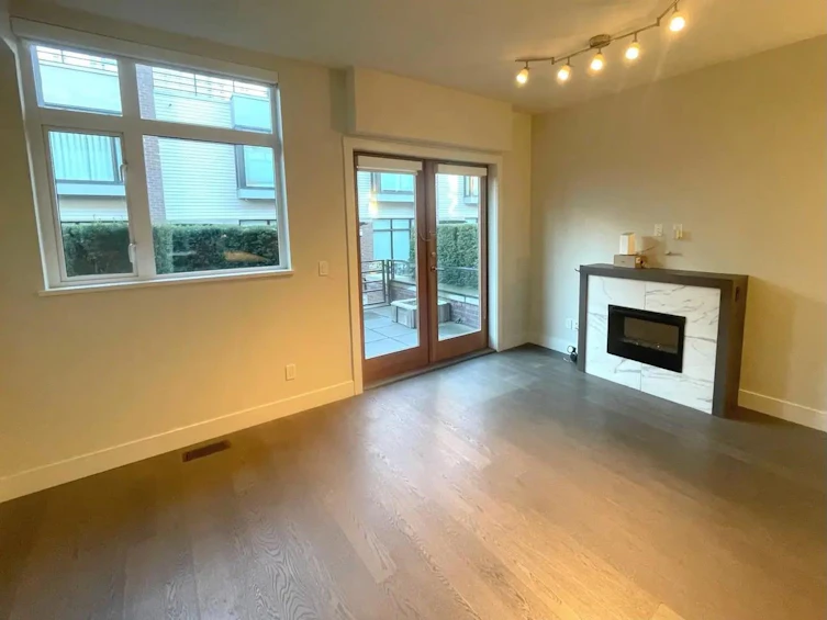 6180 Oak Street, Vancouver, BC, V6M 2W2 - 5