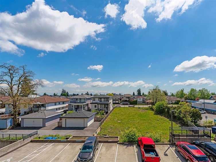 302-7738 Edmonds Street, Burnaby, BC, V3N 1B8 - 11