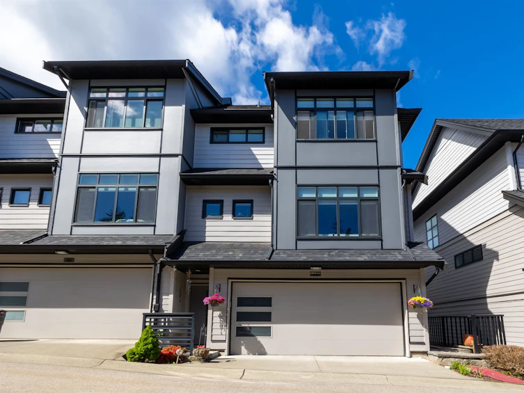 45-15177 60, Surrey, BC, V3S 7B3
