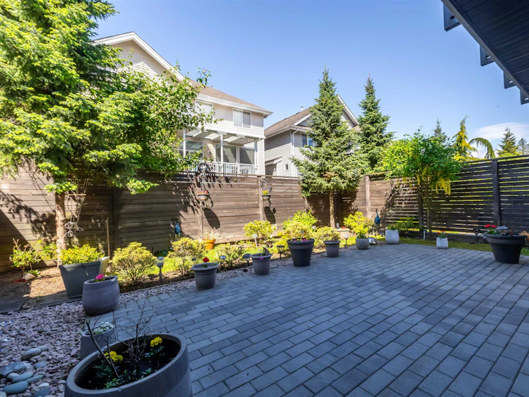 45-15177 60, Surrey, BC, V3S 7B3 - 36
