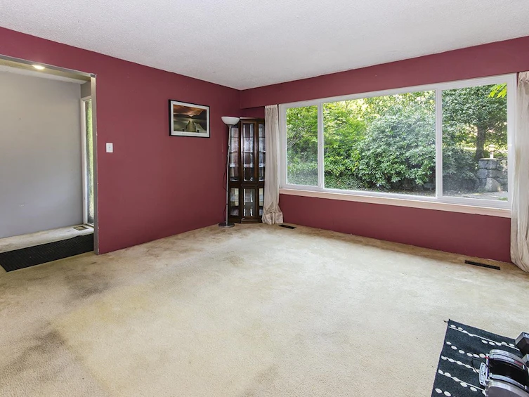 3489 St. Marys Avenue, North Vancouver, BC, V7N 1X7 - 2