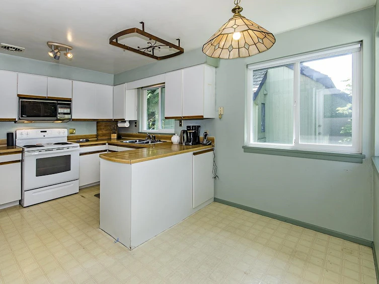 3489 St. Marys Avenue, North Vancouver, BC, V7N 1X7 - 6