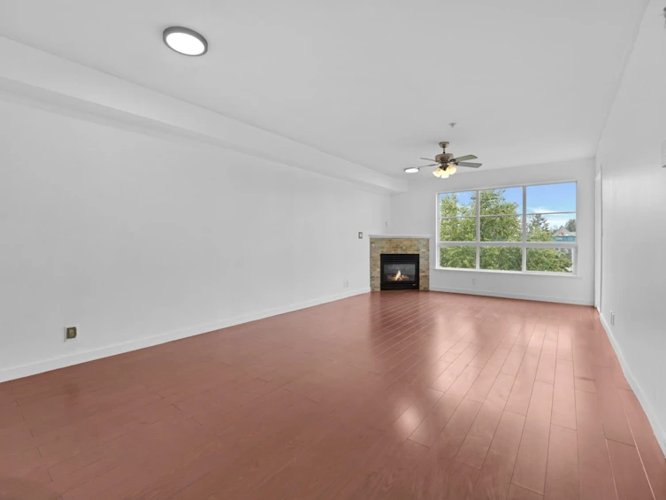 415-12083 92a Avenue, Surrey, BC, V3V 8C8 - 9