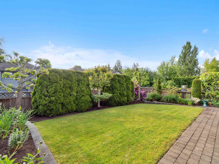 12140 Blossom Street, Maple Ridge, BC, V2X 1C3 - 32