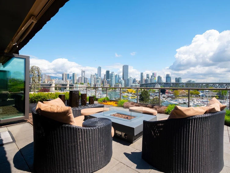 501-1490 Pennyfarthing Drive, Vancouver, BC, V6J 4Z3