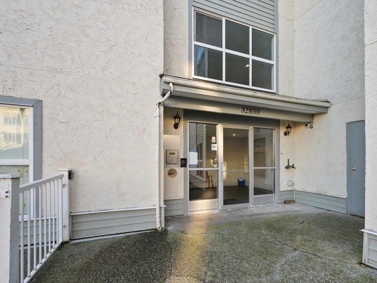 114-32850 George Ferguson, Abbotsford, BC, V2S 7K1 - 28