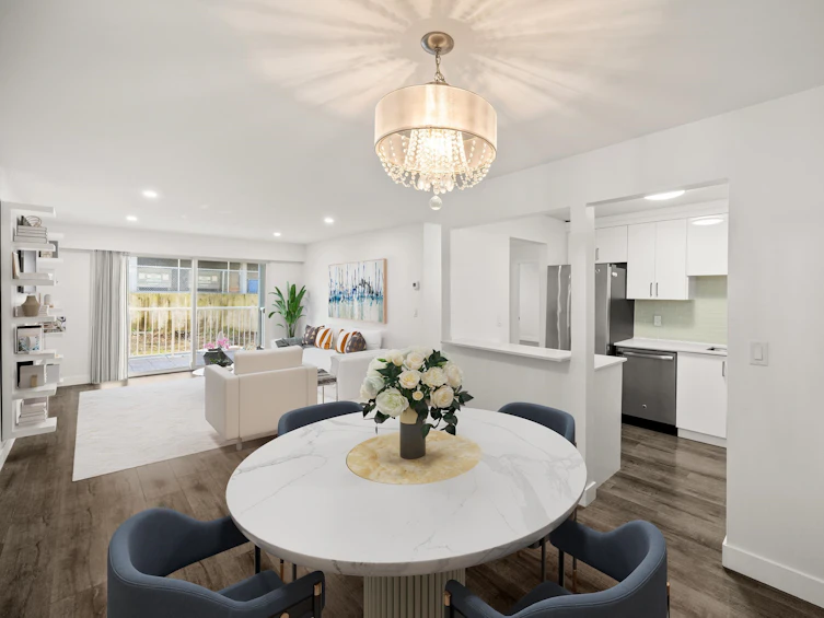 114-32850 George Ferguson, Abbotsford, BC, V2S 7K1 - 5