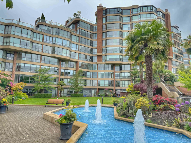 G01-1490 Pennyfarthing Drive, Vancouver, BC, V6J 4Z3 - 26
